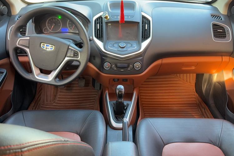 Used Geely Auto Diamond 2016 1.5L Manual Elite Edition Interior 2