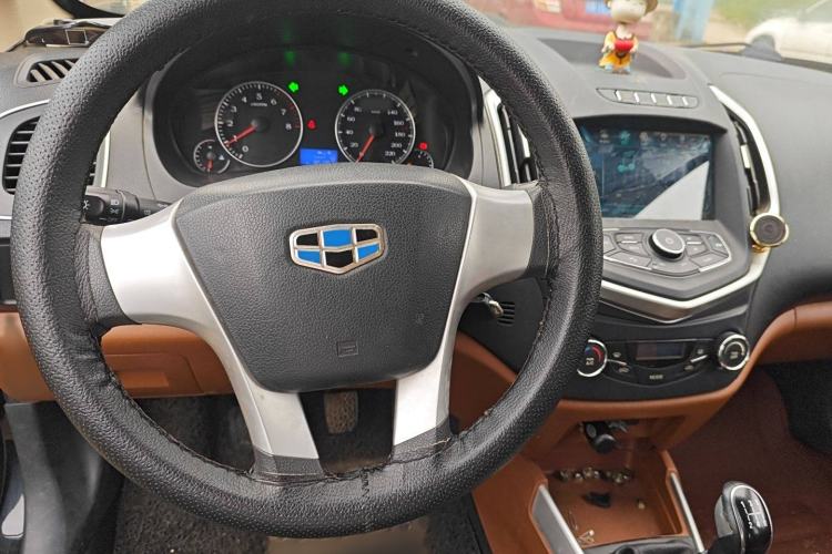 Used Geely Auto Diamond 2016 1.5L Manual Entry-Level Trim Interior 3