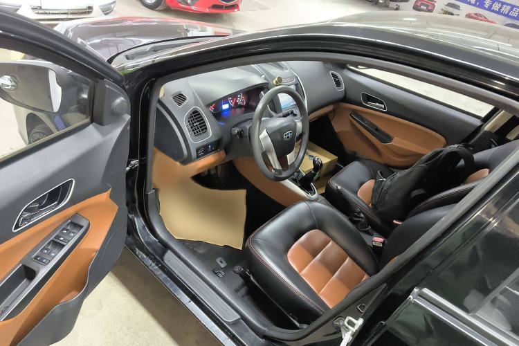 Used Geely Auto Diamond 2016 1.5L Manual Entry-Level Trim Interior 3