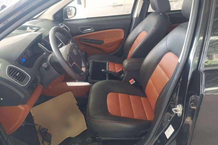 Used Geely Auto Diamond 2016 1.5L Manual Elite Edition Left Front Seat
