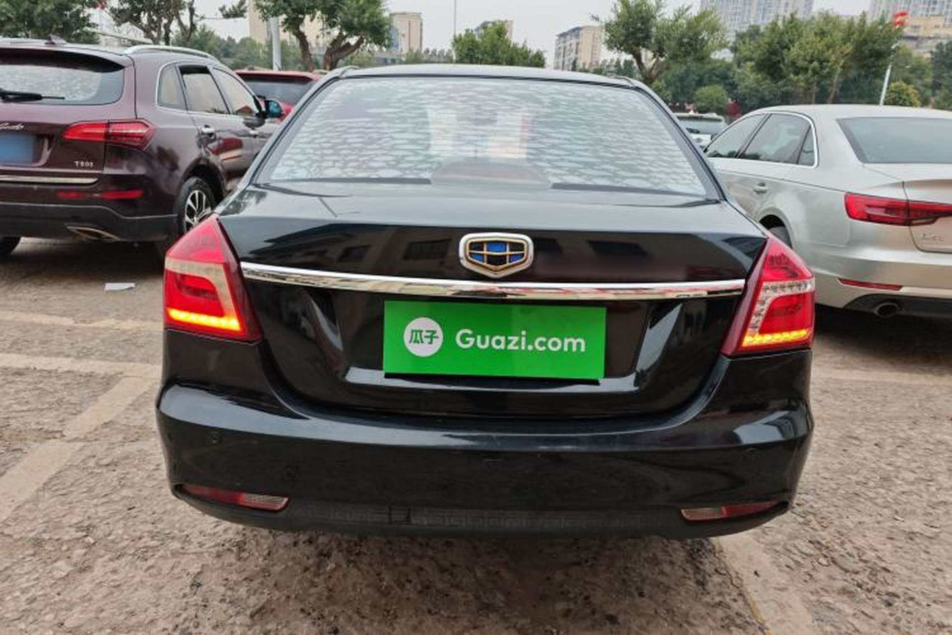 Used Geely Auto Diamond 2016 1.5L Manual Elite Version China IV Standard Rear