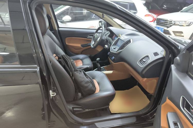 Used Geely Auto Diamond 2016 1.5L Manual Entry-Level Trim Right Front Seat