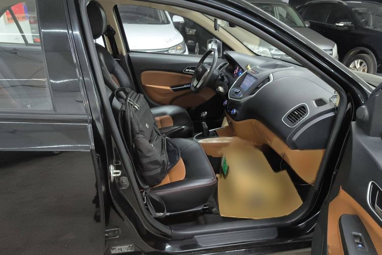 Used Geely Auto Diamond 2016 1.5L Manual Entry-Level Trim Right Front Seat
