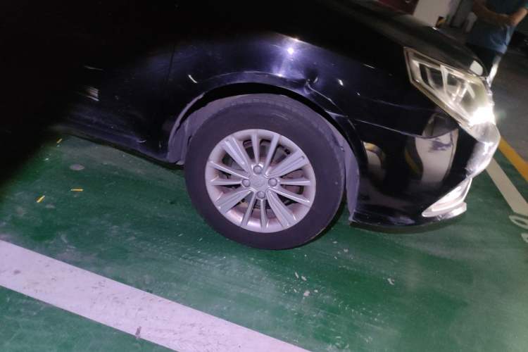 Used Geely Auto Diamond 2016 1.5L Manual Elite Edition Right Front Wheel Hub
