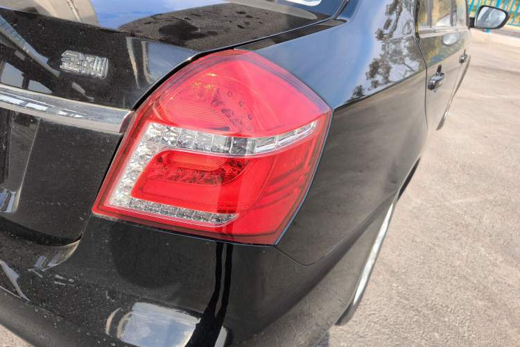 Used Geely Auto Diamond 2016 1.5L Manual Elite Edition Right Rear Taillight