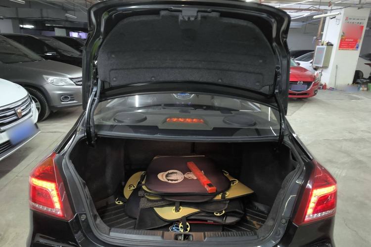 Used Geely Auto Diamond 2016 1.5L Manual Entry-Level Trim Trunk
