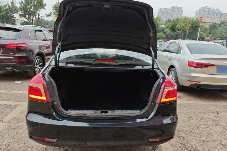 Used Geely Auto Diamond 2016 1.5L Manual Elite Version China IV Standard Trunk
