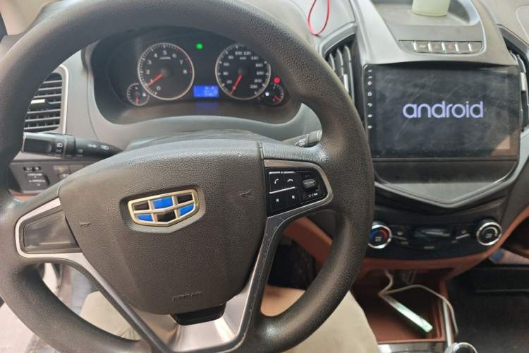 Used Geely Auto Diamond 2016 1.5L Manual Elite Edition Audio And AC Panel