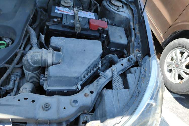 Used Geely Auto Diamond 2016 1.5L Manual Elite Edition Engine Bay Left