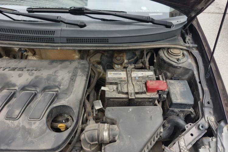 Used Geely Auto Diamond 2016 1.5L Manual Entry-Level Trim Engine Bay Left