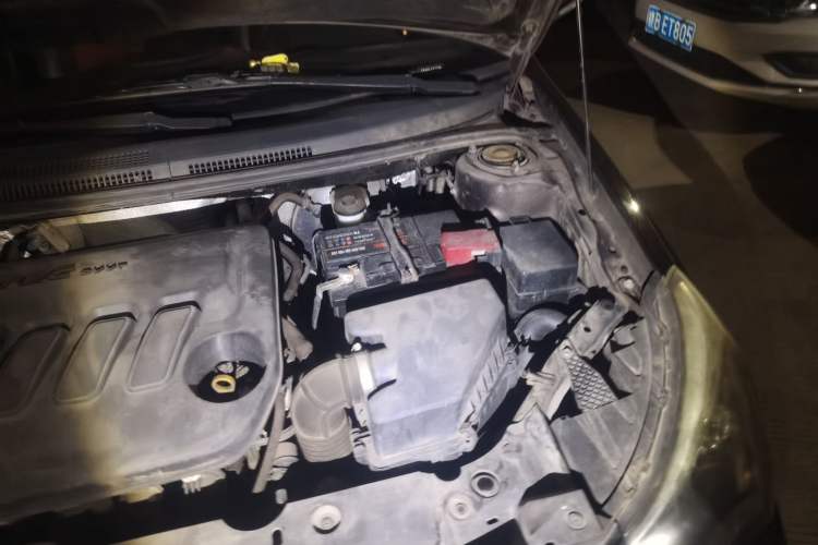 Used Geely Auto Diamond 2016 1.5L Manual Elite Edition Engine Bay Left