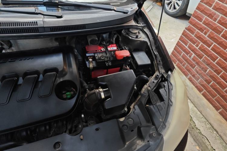 Used Geely Auto Diamond 2016 1.5L Manual Elite Edition Engine Bay Left