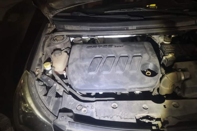 Used Geely Auto Diamond 2016 1.5L Manual Elite Edition Engine Bay Right
