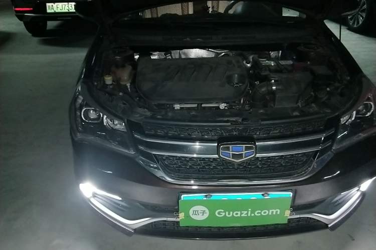 Used Geely Auto Diamond 2016 1.5L Manual Elite Edition Engine Bay Right