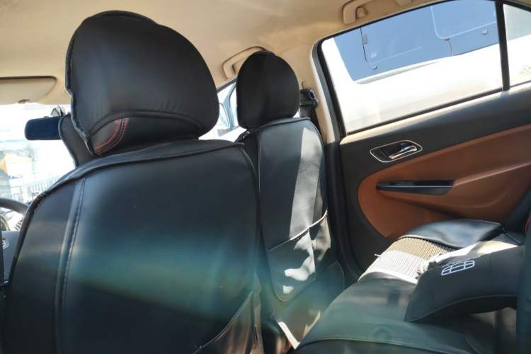Used Geely Auto Diamond 2016 1.5L Manual Elite Edition Headliner