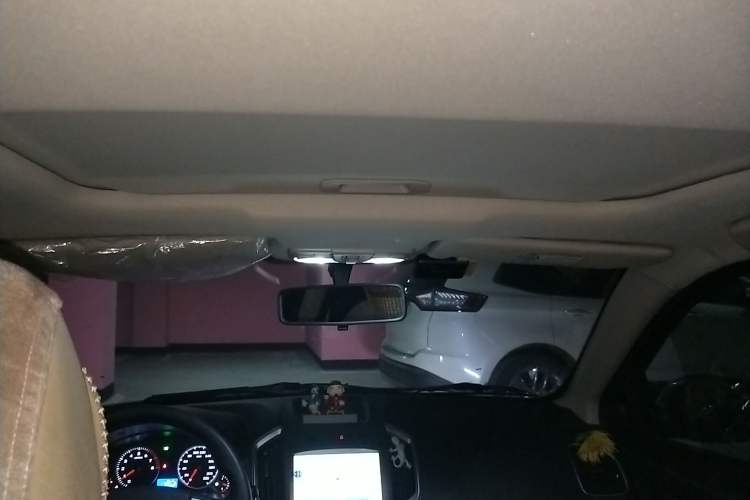 Used Geely Auto Diamond 2016 1.5L Manual Elite Edition Headliner