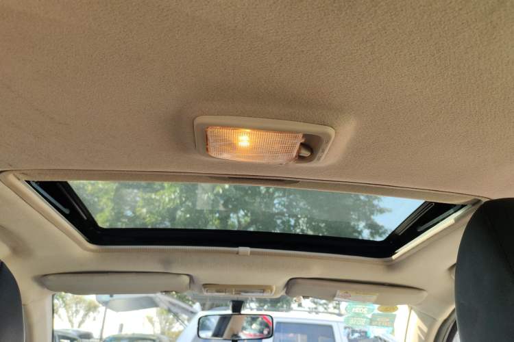 Used Geely Auto Diamond 2016 1.5L Manual Elite Edition Headliner