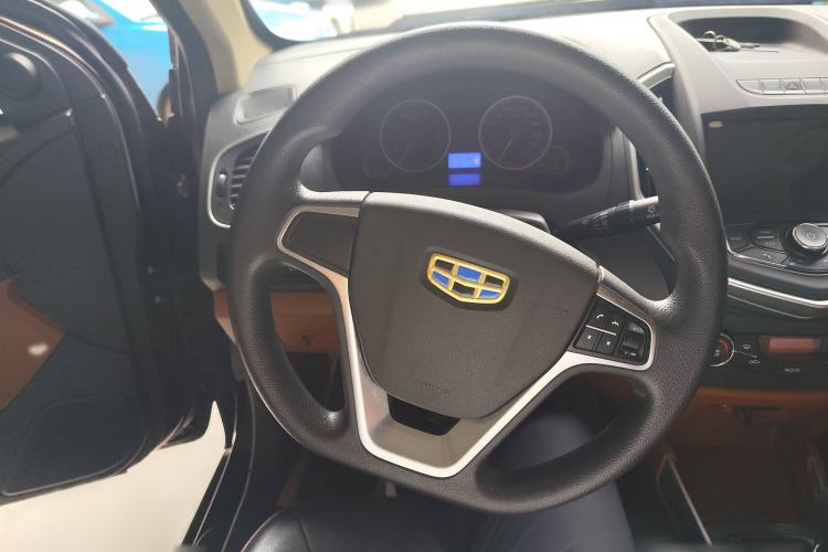 Used Geely Auto Diamond 2016 1.5L Manual Elite Edition Interior 1