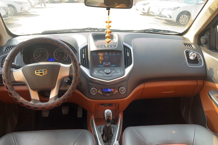 Used Geely Auto Diamond 2016 1.5L Manual Entry-Level Trim Interior 4