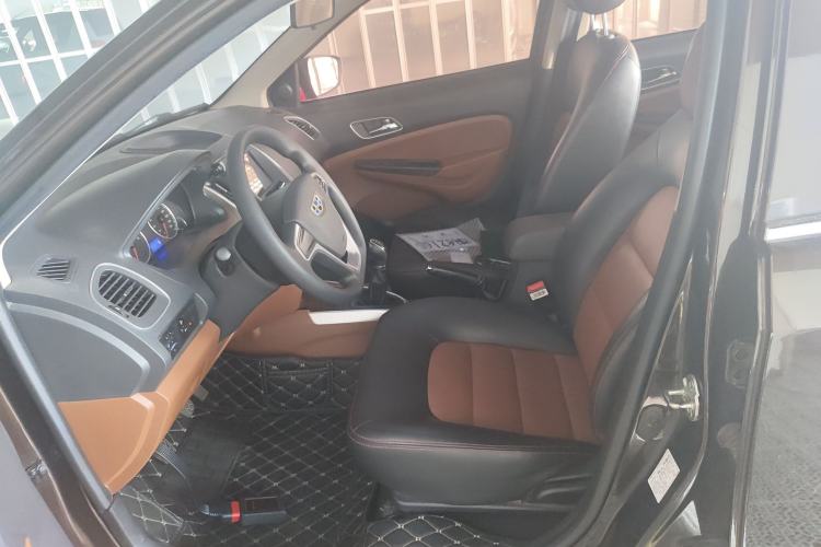 Used Geely Auto Diamond 2016 1.5L Manual Elite Edition Left Front Seat