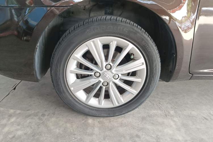 Used Geely Auto Diamond 2016 1.5L Manual Elite Edition Left Front Wheel Hub