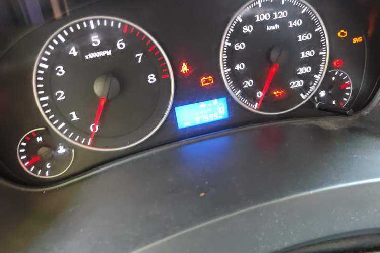 Used Geely Auto Diamond 2016 1.5L Manual Elite Edition Odometer Close Up