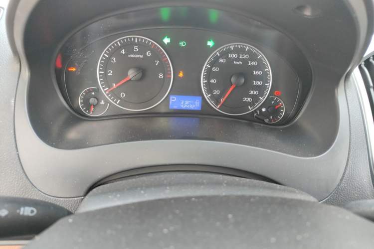 Used Geely Auto Diamond 2016 1.5L Automatic Luxury Version Odometer Close Up