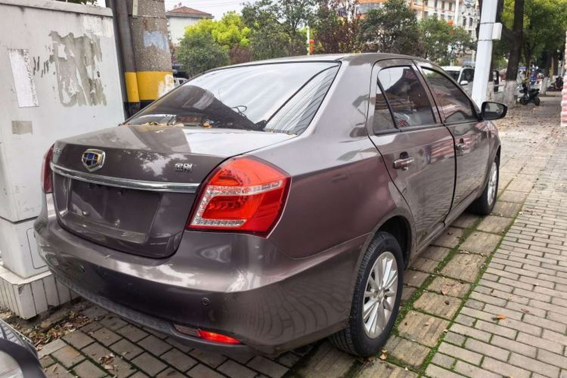 Used Geely Auto Diamond 2016 1.5L Manual Elite Edition Rear Right 45 Deg