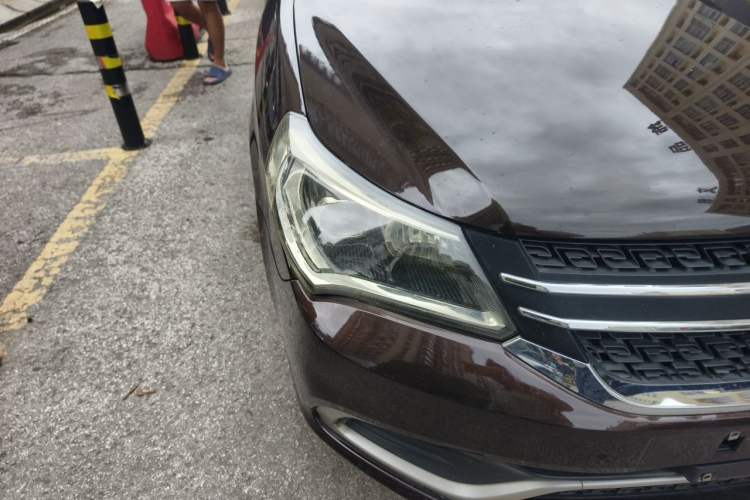 Used Geely Auto Diamond 2016 1.5L Manual Entry-Level Trim Right Front Headlight