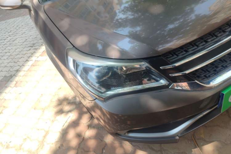 Used Geely Auto Diamond 2016 1.5L Manual Entry-Level Trim Right Front Headlight
