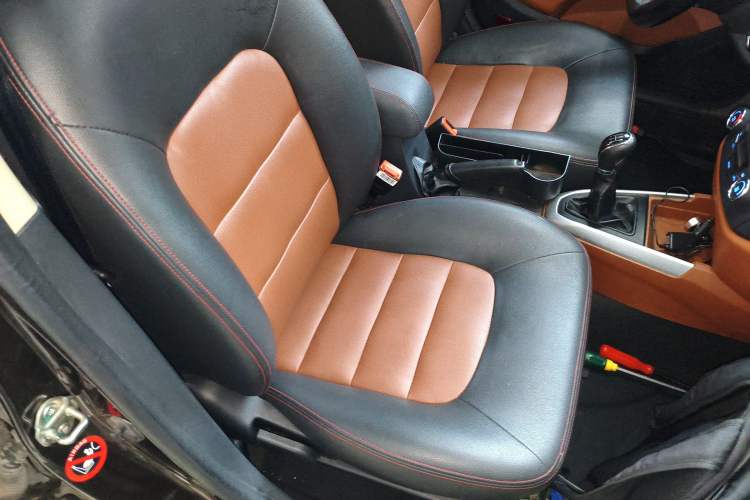 Used Geely Auto Diamond 2016 1.5L Manual Elite Edition Right Front Seat