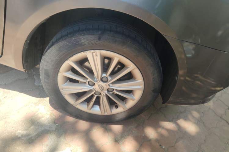 Used Geely Auto Diamond 2016 1.5L Manual Entry-Level Trim Right Front Wheel Hub