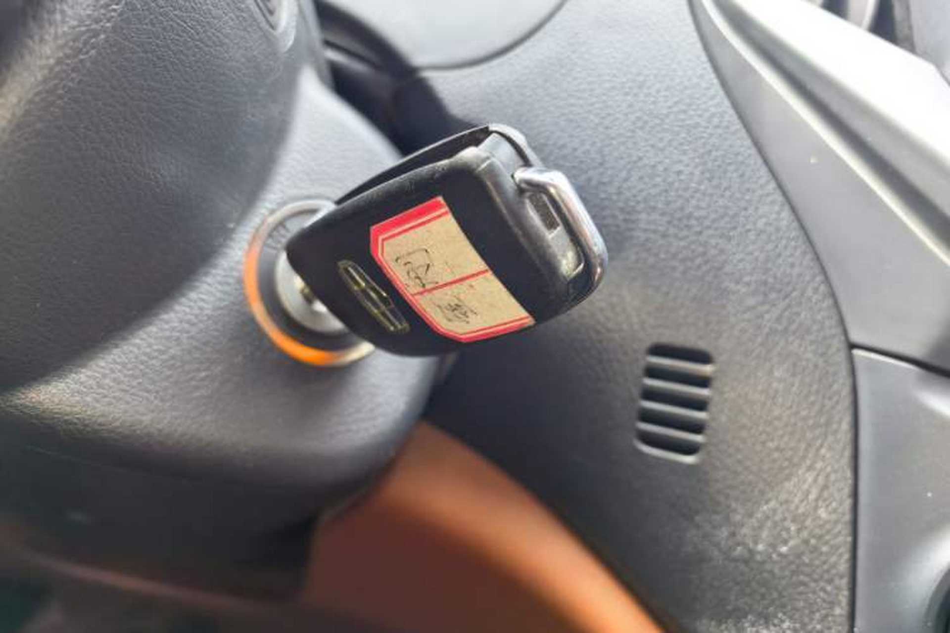 Used Geely Auto Diamond 2016 1.5L Manual Elite Edition Vehicle Key