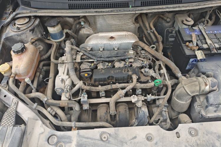 Used Geely Auto Diamond 2016 1.5L Manual Entry-Level Model China IV Standard Engine Bay
