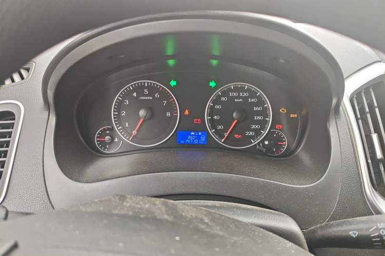 Used Geely Auto Diamond 2016 1.5L Manual Entry-Level Model China IV Standard Instrument Cluster