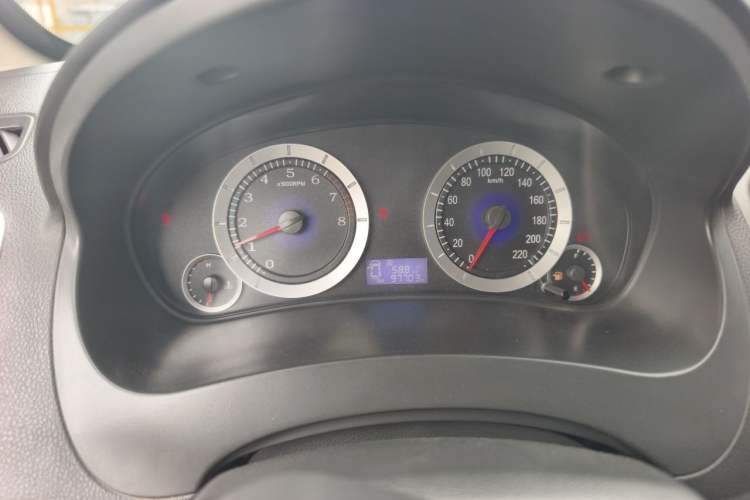 Used Geely Auto Diamond 2016 1.5L Manual Entry-Level Model China IV Standard Instrument Cluster