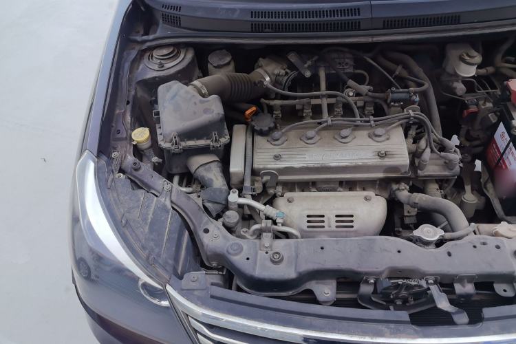 Used Geely Auto Diamond 2016 1.5L Manual Elite Version China IV Standard Engine Bay Right