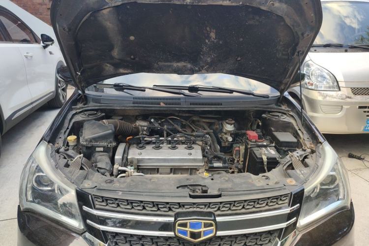 Used Geely Auto Diamond 2016 1.5L Manual Entry-Level Model China IV Standard Engine Bay