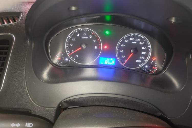 Used Geely Auto Diamond 2016 1.5L Manual Elite Edition Instrument Cluster