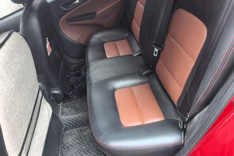 Used Geely Auto Diamond 2016 1.5L Manual Elite Edition Left Rear Seat