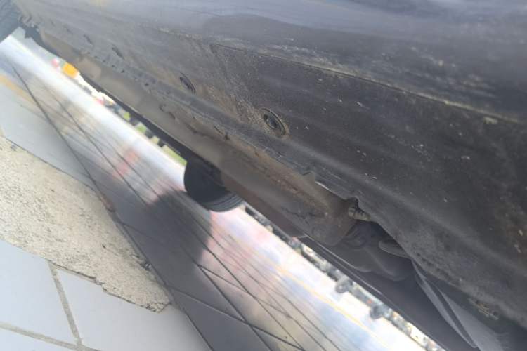 Used Geely Auto Diamond 2016 1.5L Manual Entry-Level Trim Left Side Sill