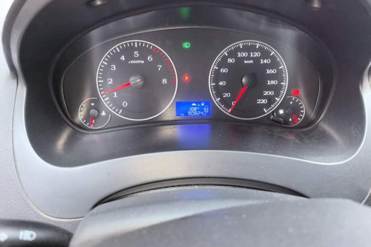 Used Geely Auto Diamond 2016 1.5L Manual Elite Edition Odometer Close Up