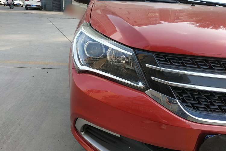 Used Geely Auto Diamond 2016 1.5L Manual Entry-Level Trim Right Front Headlight