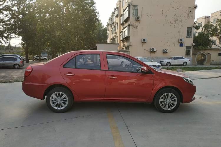 Used Geely Auto Diamond 2016 1.5L Manual Entry-Level Trim Right Side