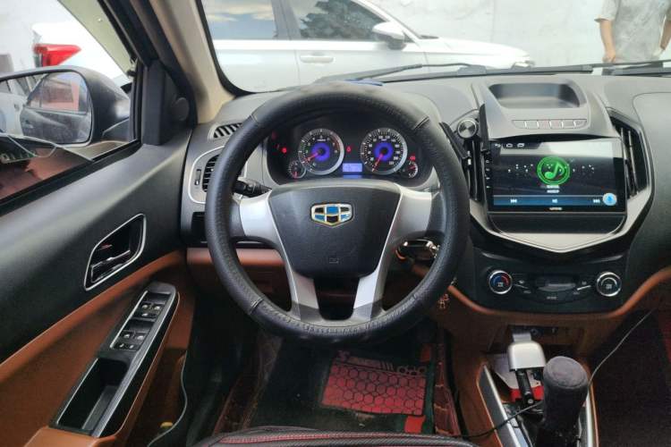 Used Geely Auto Diamond 2016 1.5L Manual Entry-Level Model China IV Standard Steering Wheel