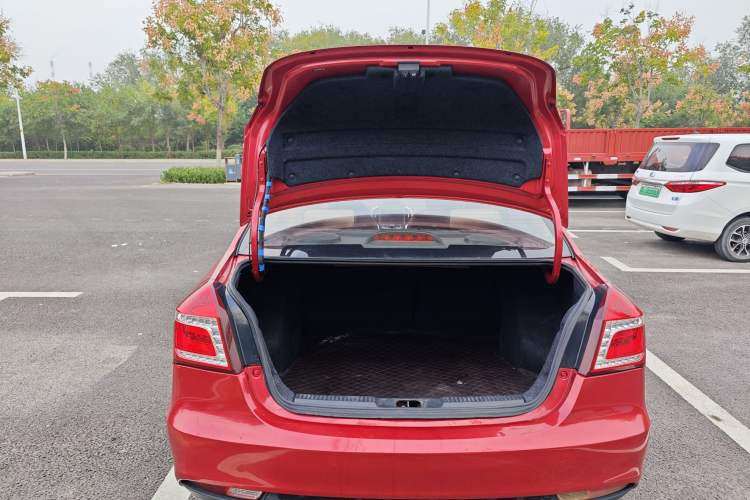 Used Geely Auto Diamond 2016 1.5L Manual Entry-Level Trim Trunk
