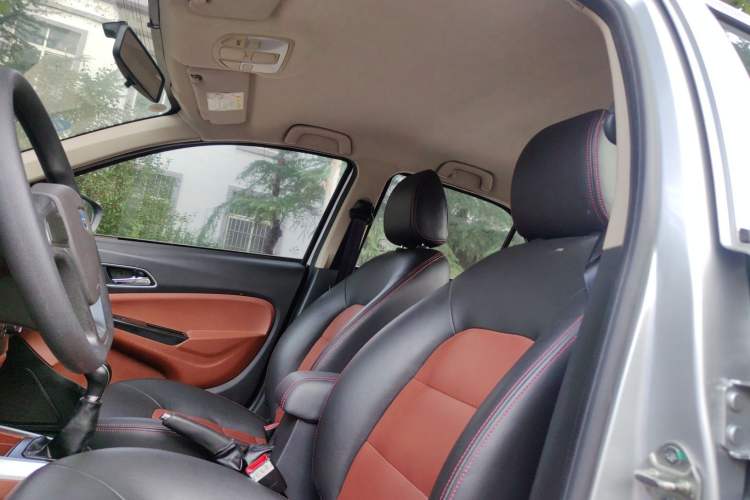 Used Geely Auto Diamond 2016 1.5L Manual Elite Edition Headliner