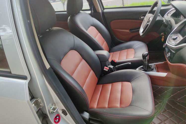 Used Geely Auto Diamond 2016 1.5L Manual Elite Edition Right Front Seat