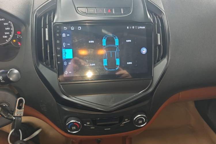 Used Geely Auto Diamond 2016 1.5L Manual Entry-Level Trim Audio And AC Panel