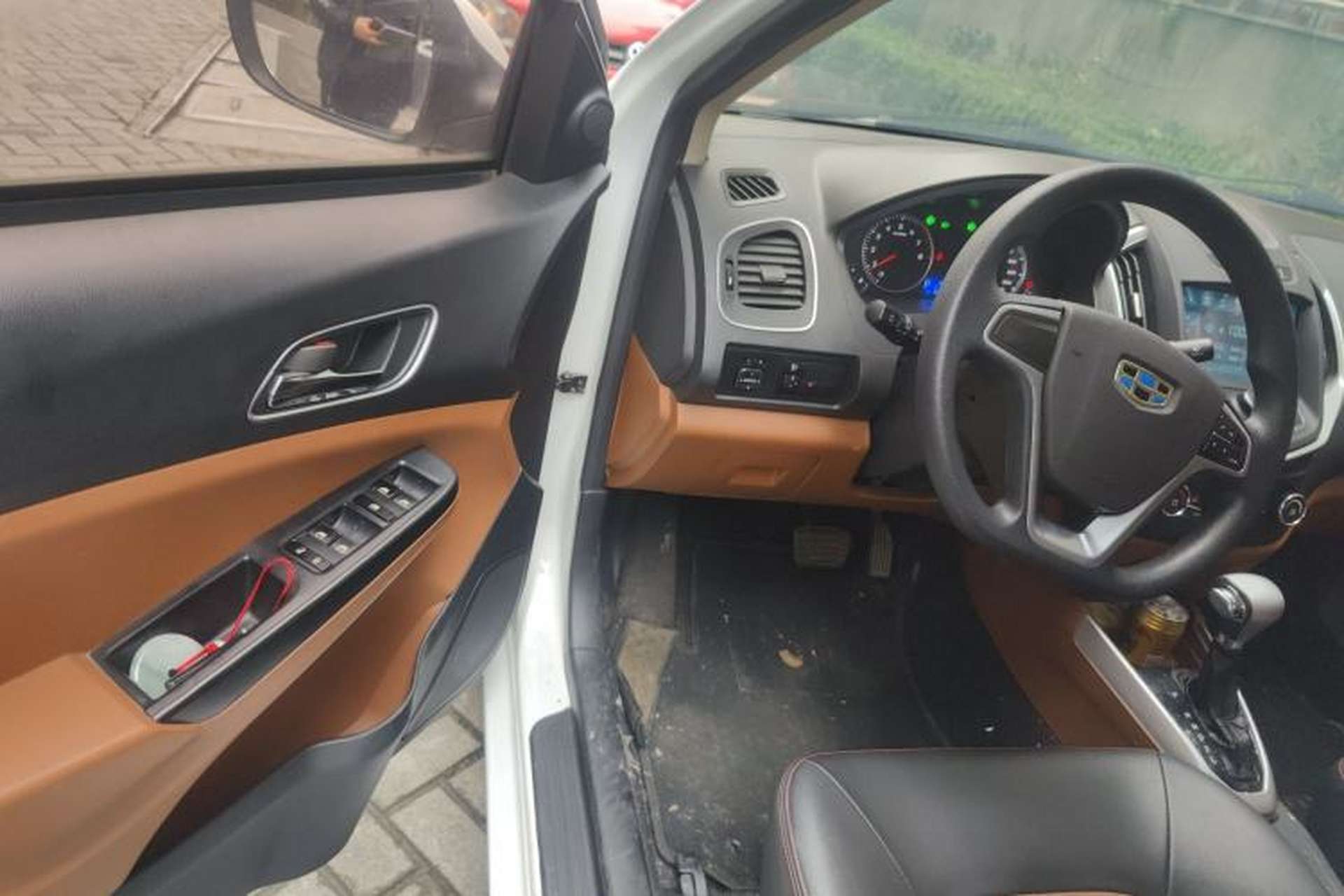 Used Geely Auto Diamond 2016 1.5L Automatic Luxury Version Driver Seat